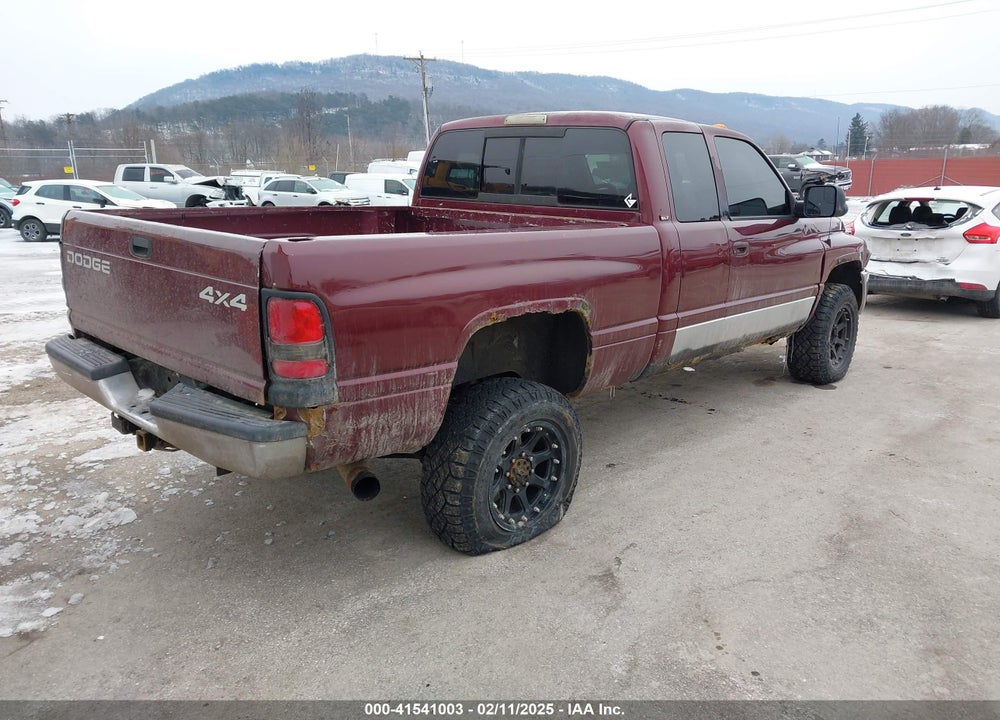 2001 DODGE RAM 2500 ST VIN: 1B7KF23631J560111