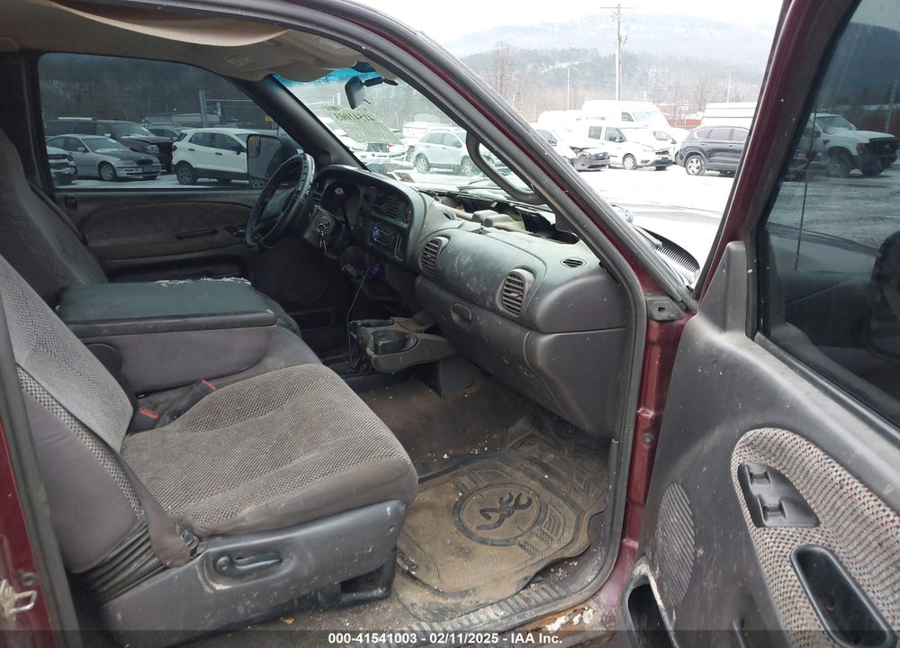 2001 DODGE RAM 2500 ST VIN: 1B7KF23631J560111