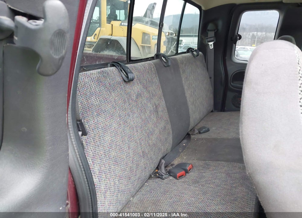2001 DODGE RAM 2500 ST VIN: 1B7KF23631J560111