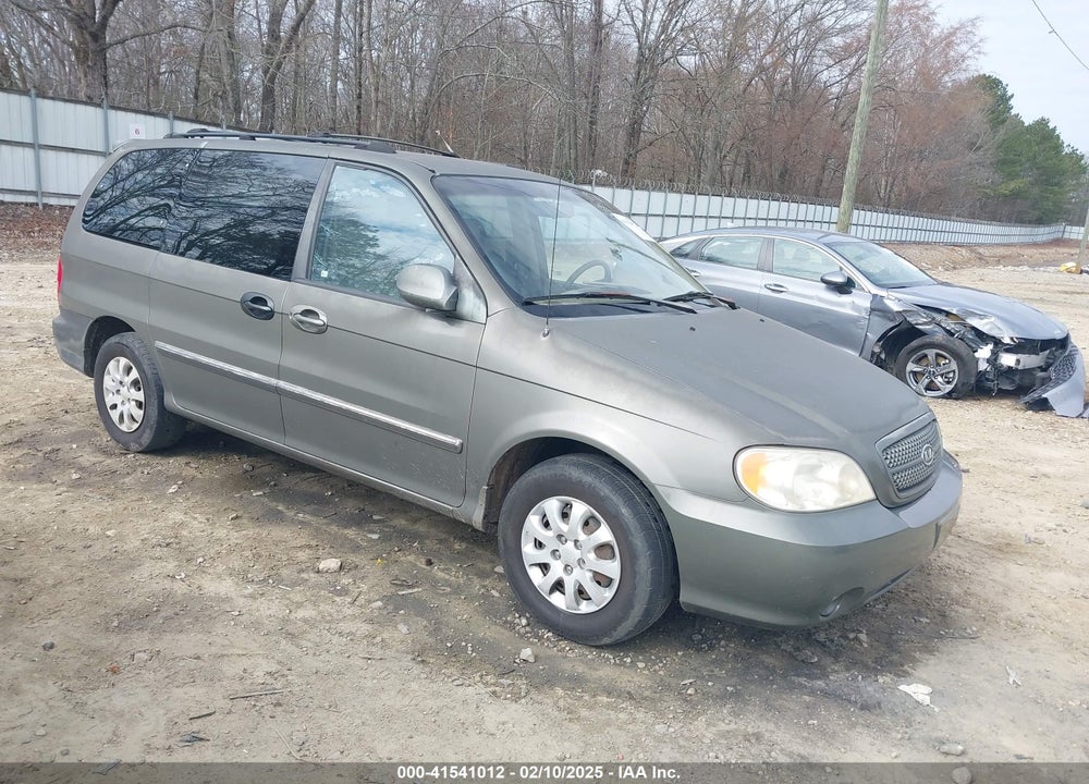 2004 KIA SEDONA EX/LX VIN: KNDUP131546543841
