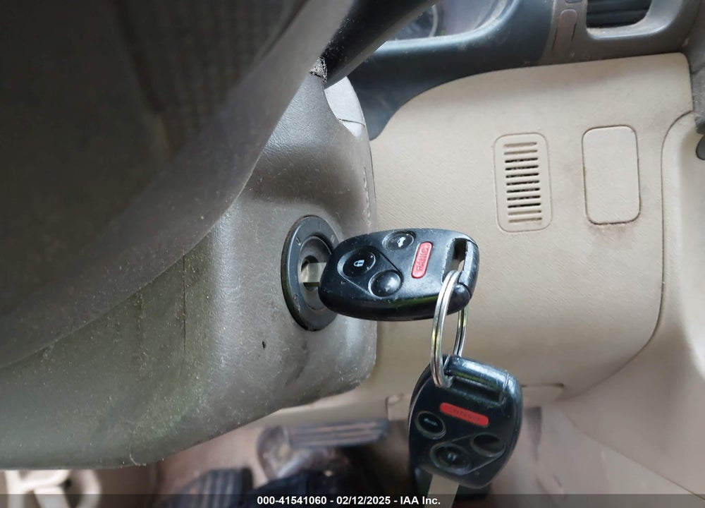 2006 HONDA CR-V LX VIN: SHSRD785X6U440072
