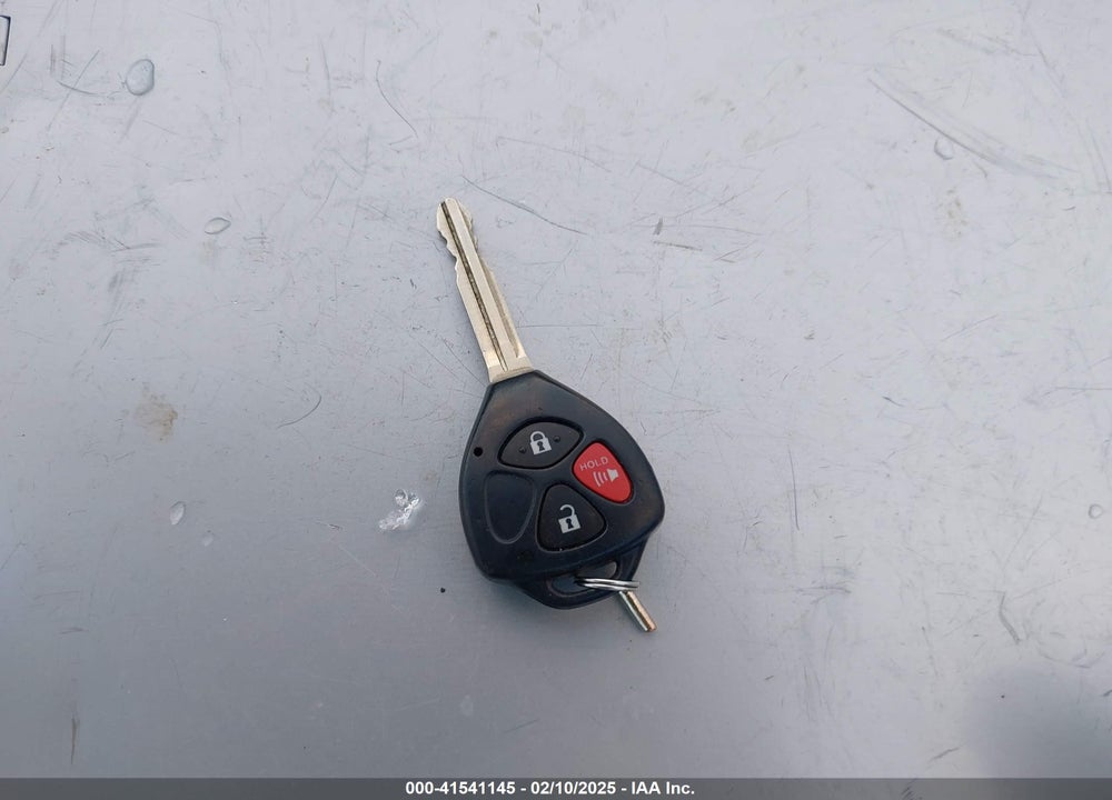 2008 SCION XB VIN: JTLKE50E681007032
