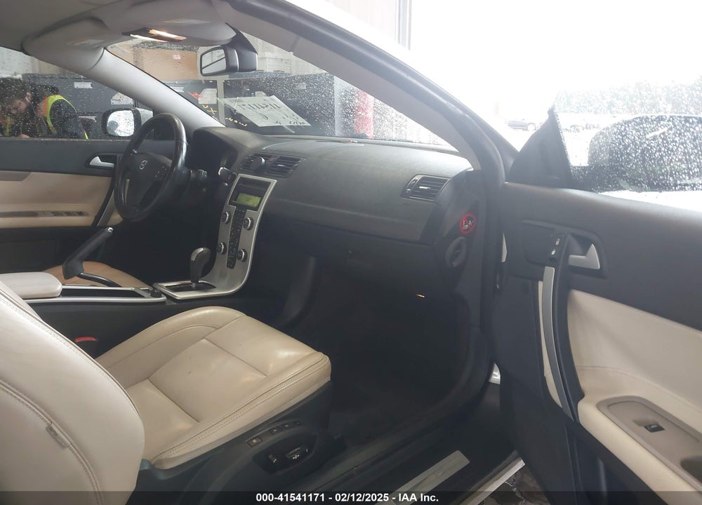 2013 VOLVO C70 VIN: YV1672MC9DJ139186