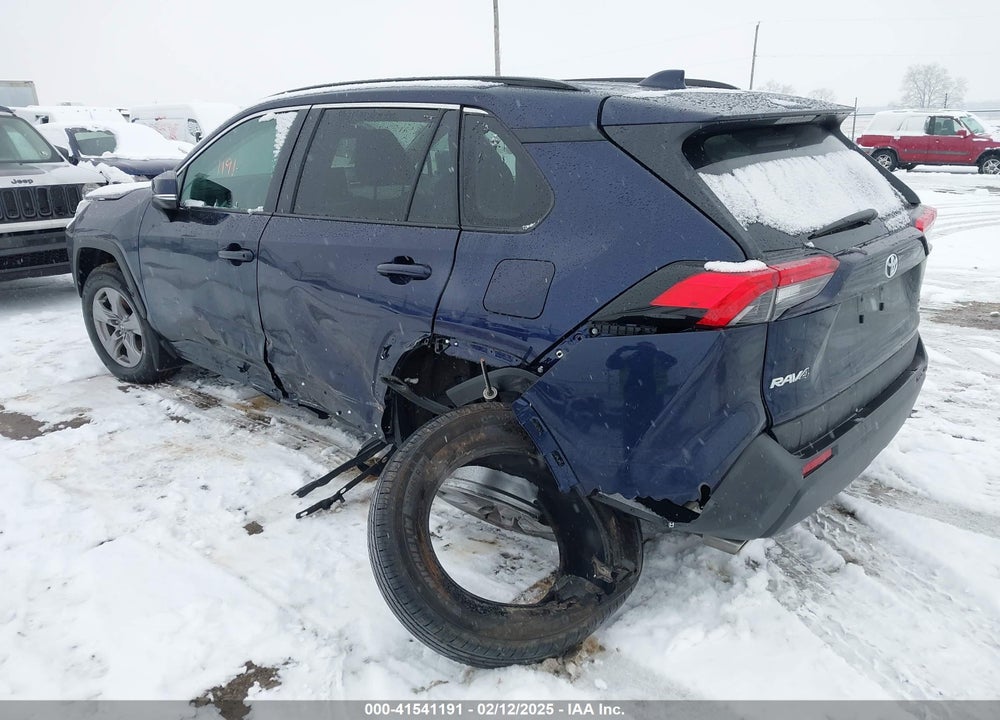 2024 TOYOTA RAV4 XLE VIN: 2T3P1RFV7RW482834