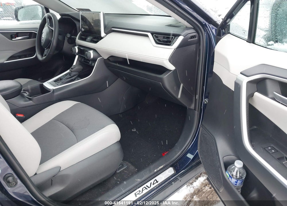 2024 TOYOTA RAV4 XLE VIN: 2T3P1RFV7RW482834