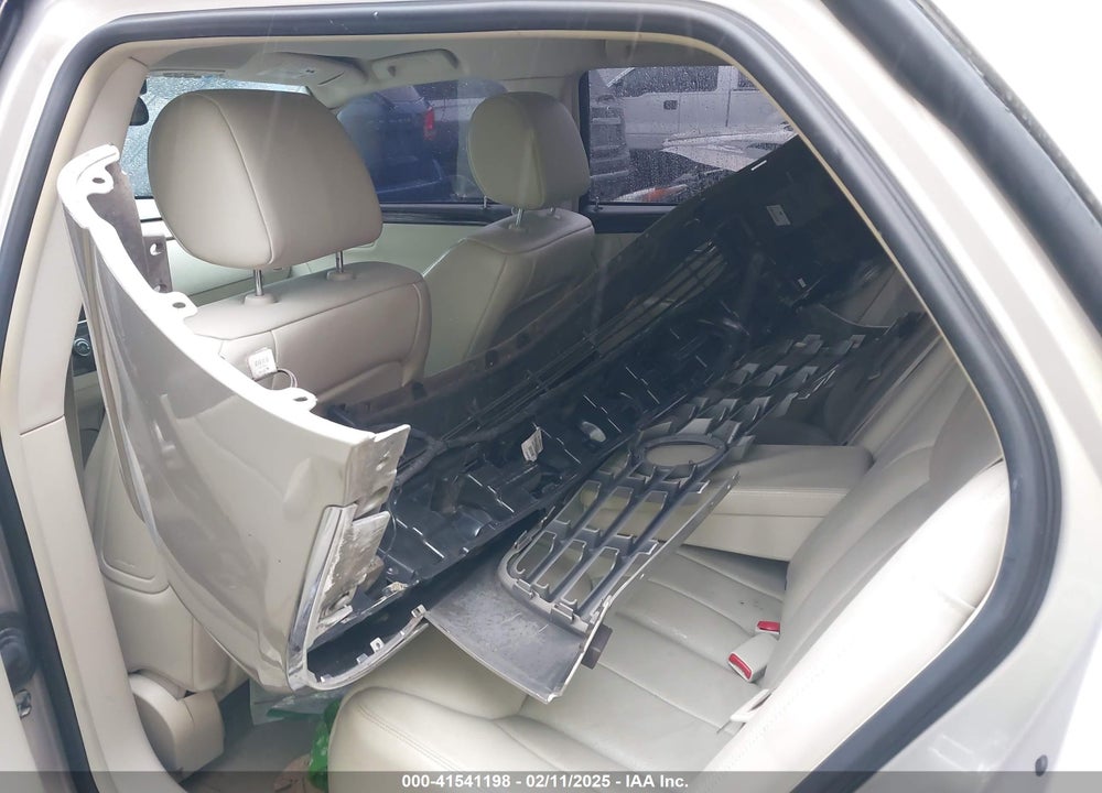 2008 CADILLAC DTS VIN: 1G6KD57Y08U151238