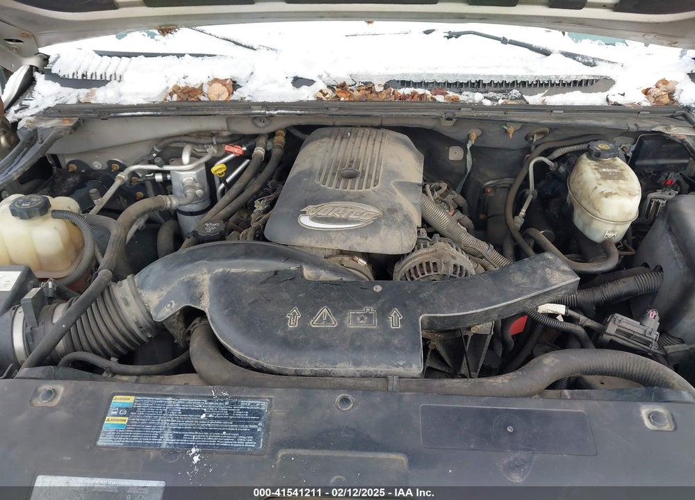 2005 CHEVROLET SUBURBAN 1500 LT VIN: 3GNFK16Z75G159642