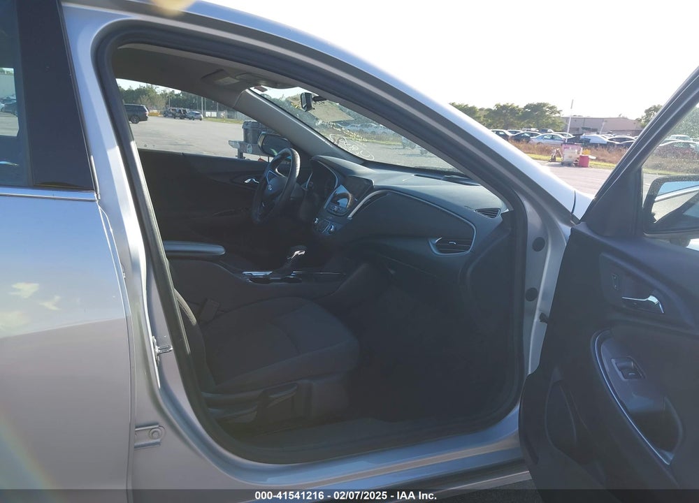 2022 CHEVROLET MALIBU VIN: 1G1ZD5STXNF110258