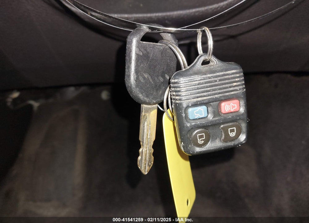 2010 FORD FUSION VIN: 3FAHP0HA8AR227892
