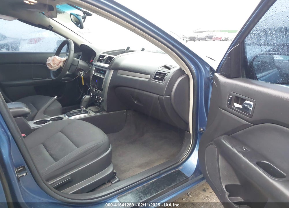 2010 FORD FUSION VIN: 3FAHP0HA8AR227892