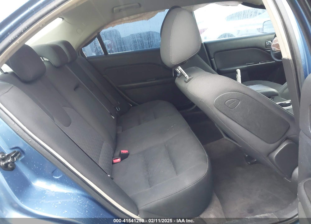 2010 FORD FUSION VIN: 3FAHP0HA8AR227892