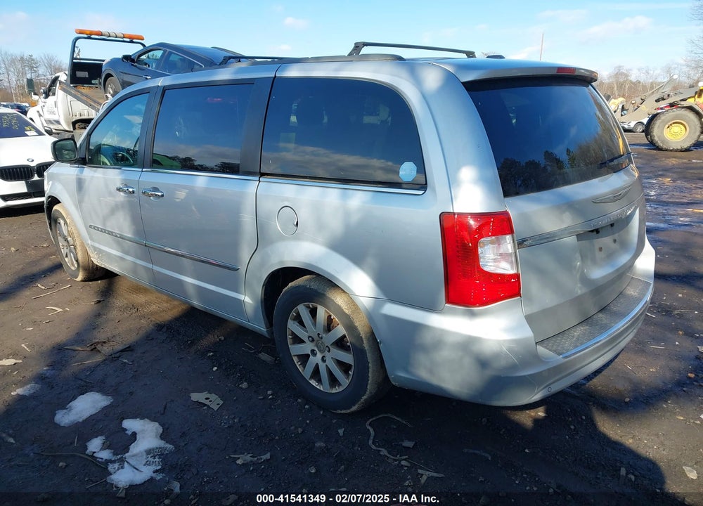 2011 CHRYSLER TOWN & COUNTRY TOURING-L VIN: 2A4RR8DGXBR782118