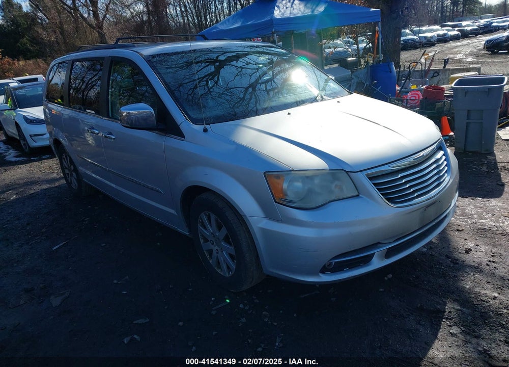 2011 CHRYSLER TOWN & COUNTRY TOURING-L VIN: 2A4RR8DGXBR782118