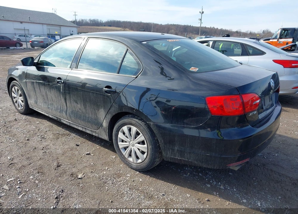 2011 VOLKSWAGEN JETTA VIN: 3VW2K7AJ7BM374332