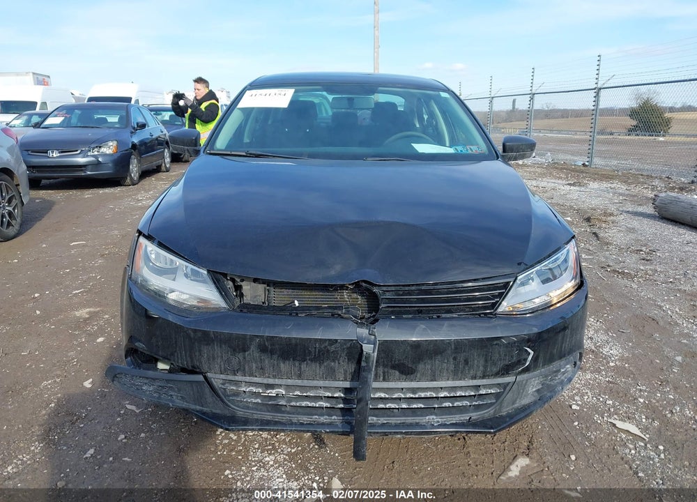 2011 VOLKSWAGEN JETTA VIN: 3VW2K7AJ7BM374332