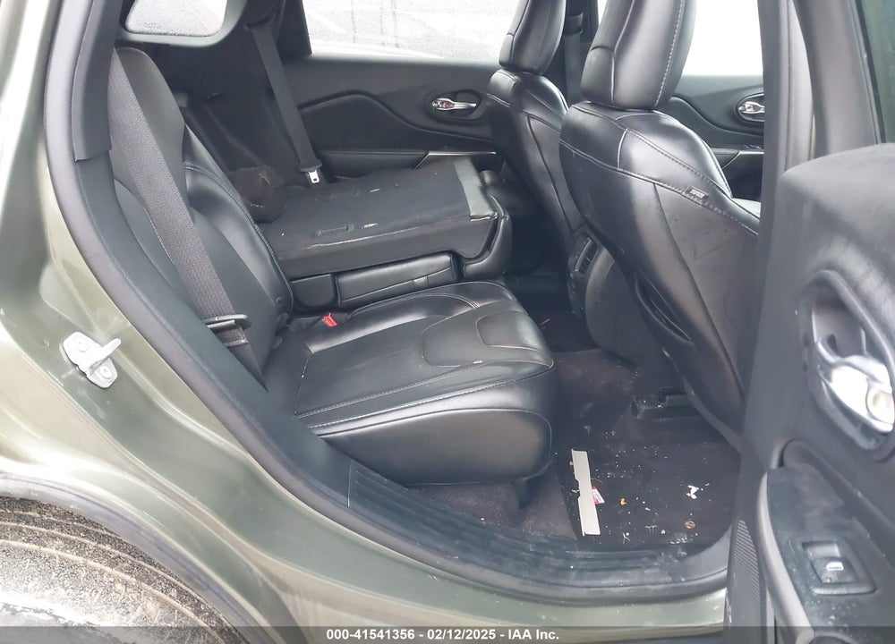 2019 JEEP CHEROKEE VIN: 1C4PJMDX1KD236176