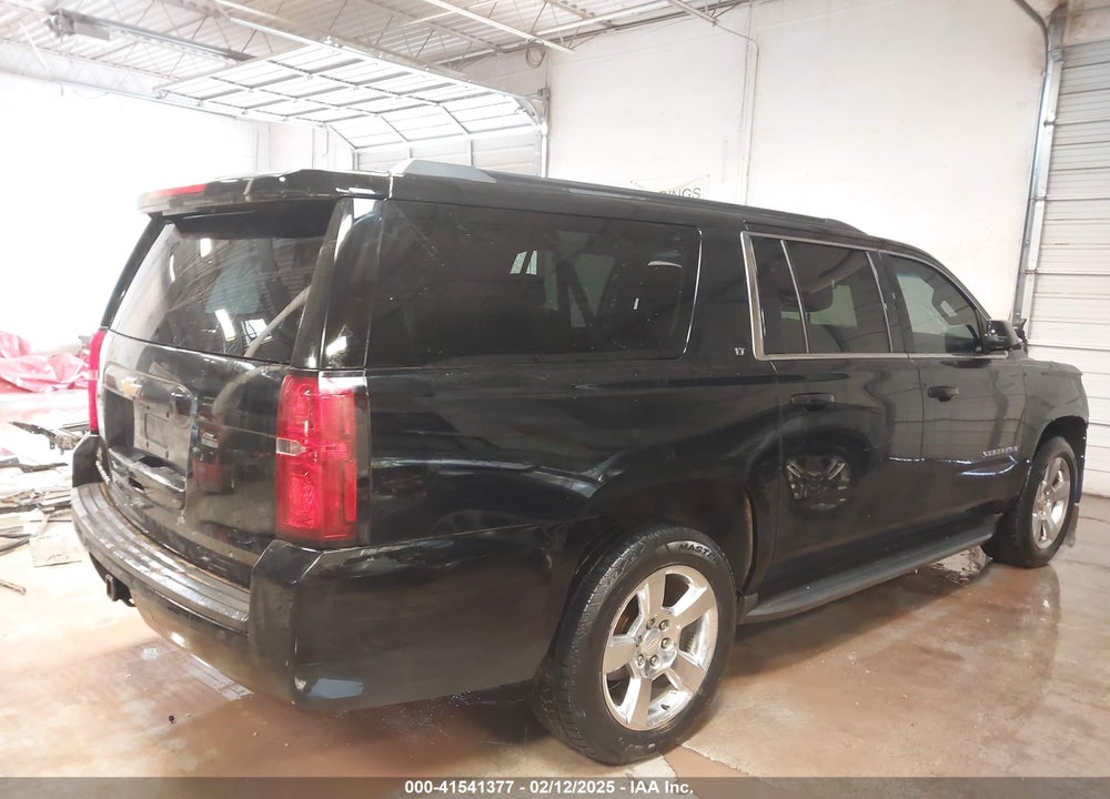 2016 CHEVROLET SUBURBAN LT VIN: 1GNSKHKC1GR109217