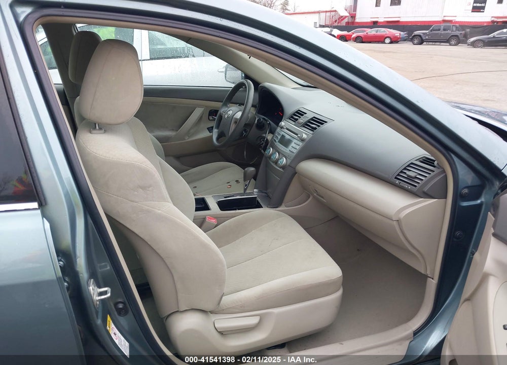 2009 TOYOTA CAMRY LE VIN: 4T4BE46K09R137926