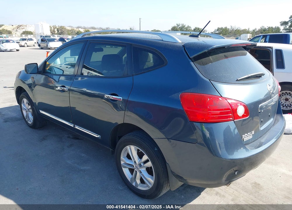 2015 NISSAN ROGUE SELECT S VIN: JN8AS5MT2FW155627