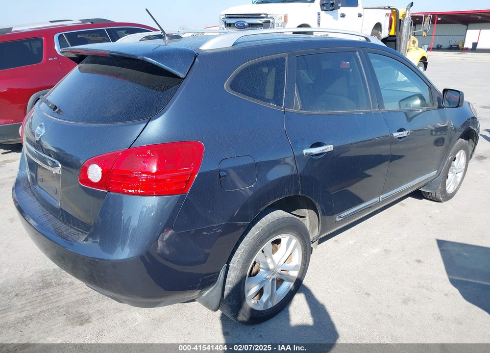 2015 NISSAN ROGUE SELECT S VIN: JN8AS5MT2FW155627