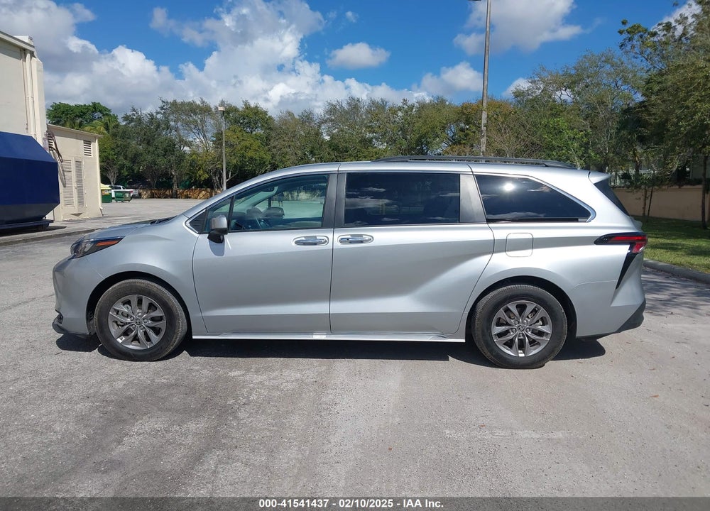 2024 TOYOTA SIENNA VIN: 5TDYRKEC9RS200201