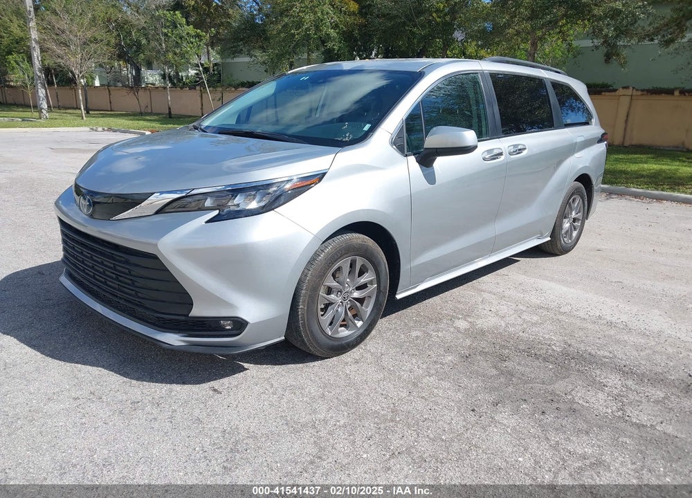 2024 TOYOTA SIENNA VIN: 5TDYRKEC9RS200201