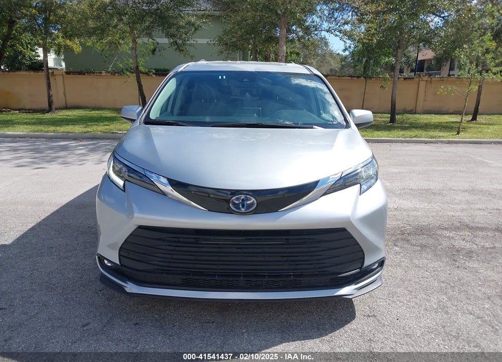 2024 TOYOTA SIENNA VIN: 5TDYRKEC9RS200201