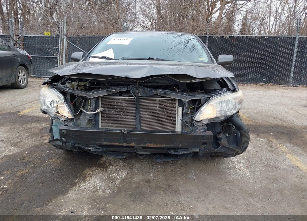 2011 TOYOTA COROLLA LE VIN: 2T1BU4EE7BC731185