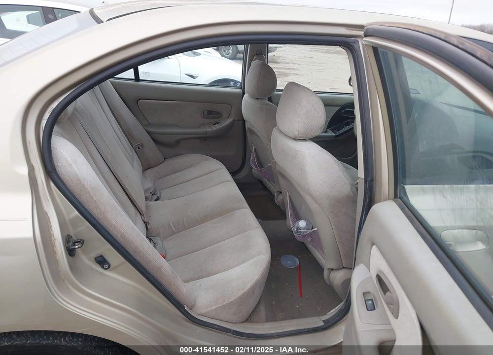 2005 HYUNDAI ELANTRA GLS/GT VIN: KMHDN46D35U026298
