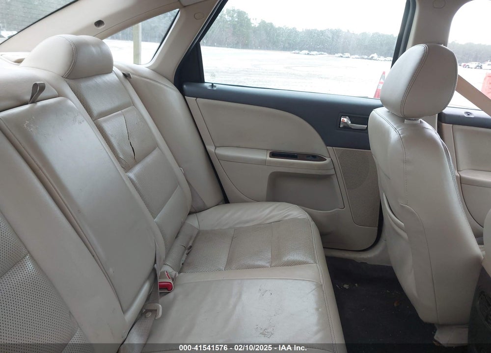 2008 FORD TAURUS VIN: 1FAHP24W48G106405
