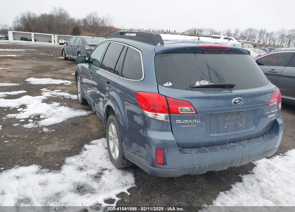 2014 SUBARU OUTBACK 2.5I LIMITED VIN: 4S4BRBLC1E3233323