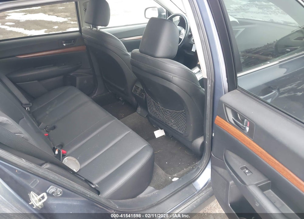 2014 SUBARU OUTBACK 2.5I LIMITED VIN: 4S4BRBLC1E3233323