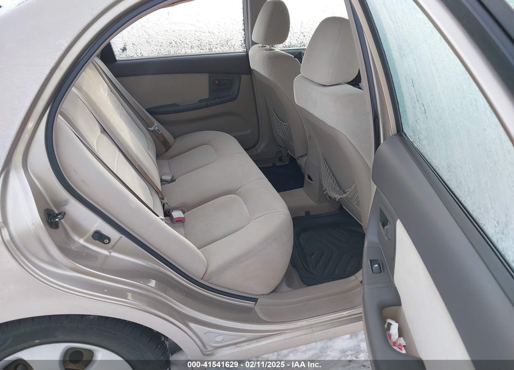 2006 KIA SPECTRA VIN: KNAFE122465242704