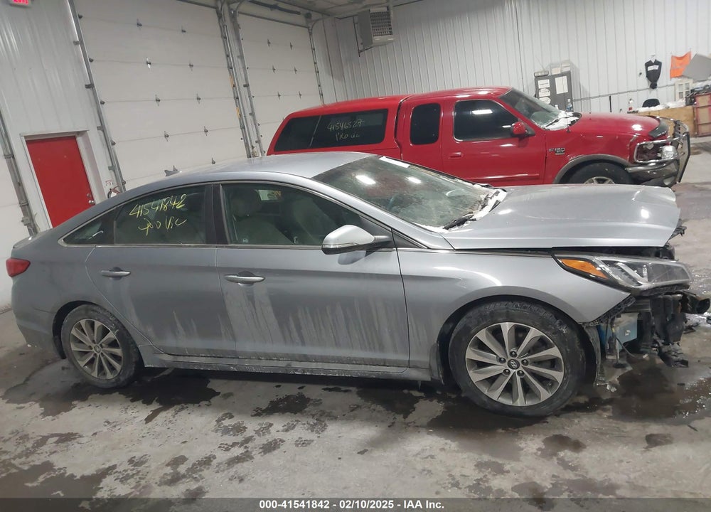 2016 HYUNDAI SONATA VIN: 5NPE34AFXGH331933