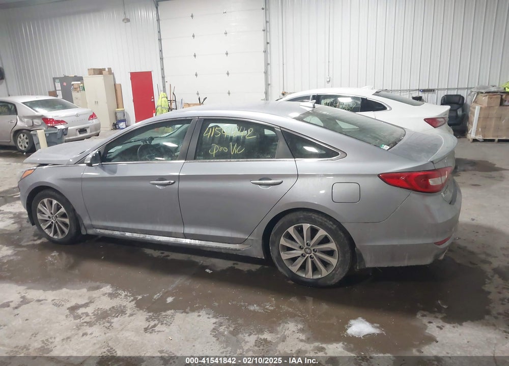 2016 HYUNDAI SONATA VIN: 5NPE34AFXGH331933