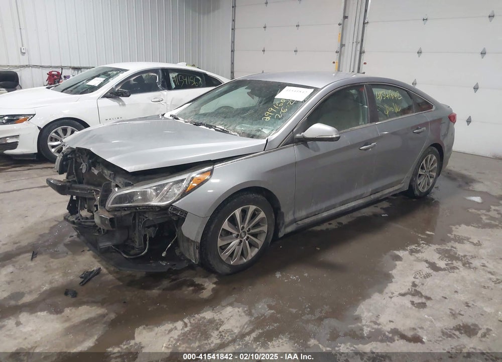 2016 HYUNDAI SONATA VIN: 5NPE34AFXGH331933