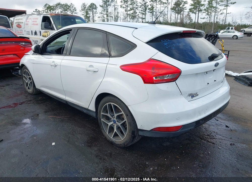 2018 FORD FOCUS VIN: 1FADP3M22JL234527