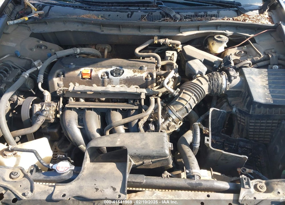2008 HONDA ACCORD VIN: 1HGCP26388A142402