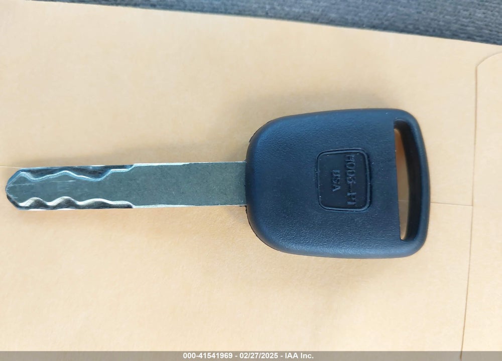 2008 HONDA ACCORD VIN: 1HGCP26388A142402