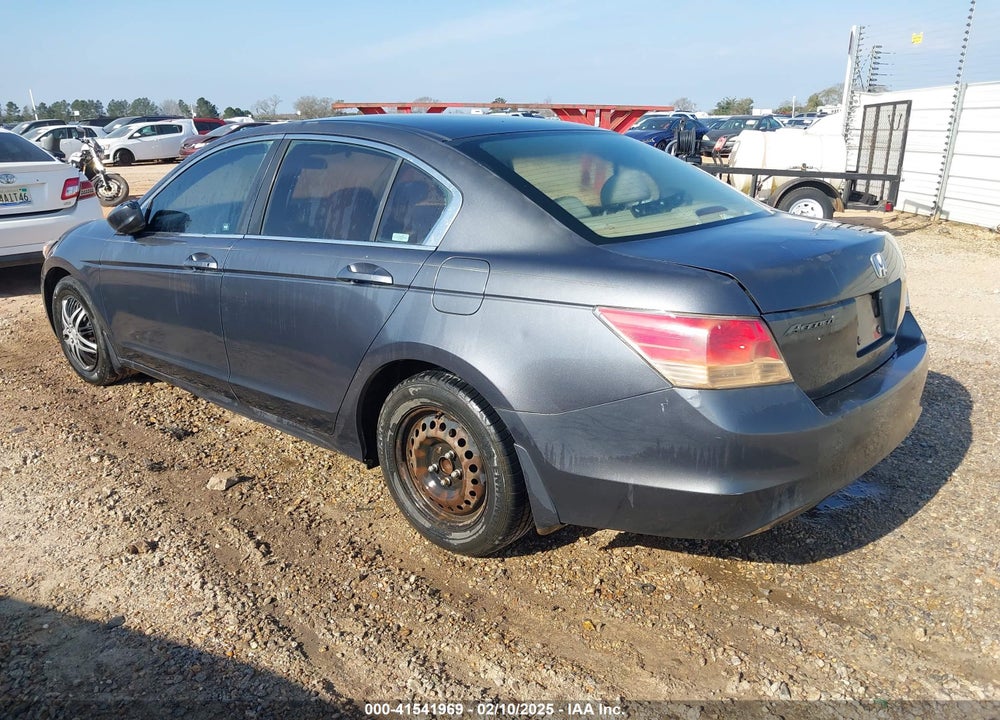 2008 HONDA ACCORD VIN: 1HGCP26388A142402