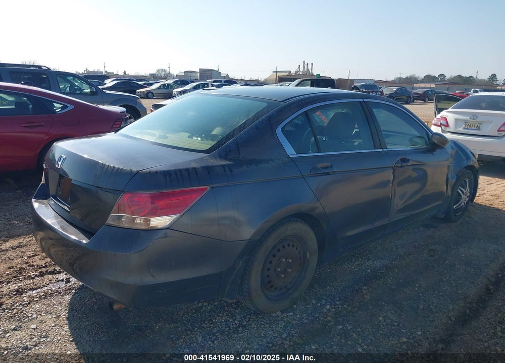 2008 HONDA ACCORD VIN: 1HGCP26388A142402