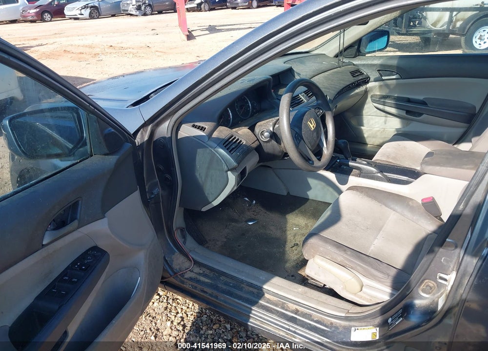 2008 HONDA ACCORD VIN: 1HGCP26388A142402