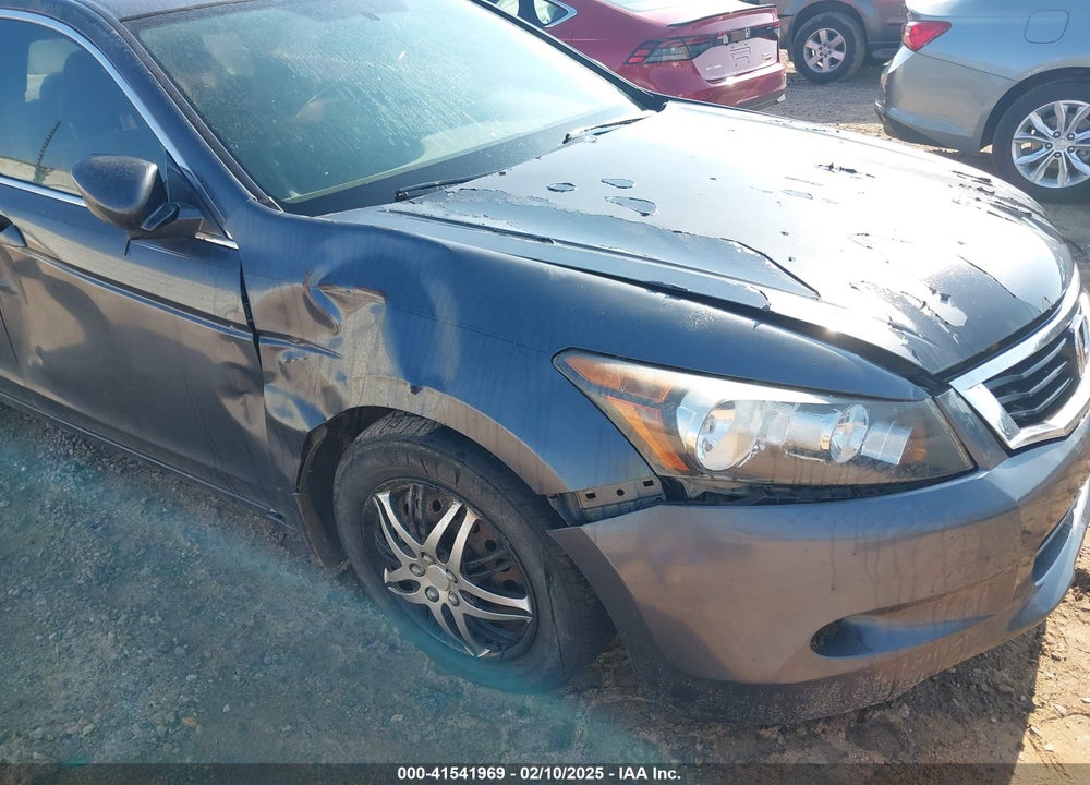 2008 HONDA ACCORD VIN: 1HGCP26388A142402
