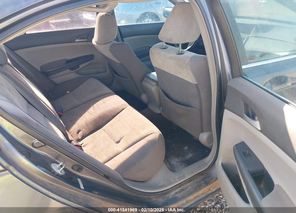 2008 HONDA ACCORD VIN: 1HGCP26388A142402