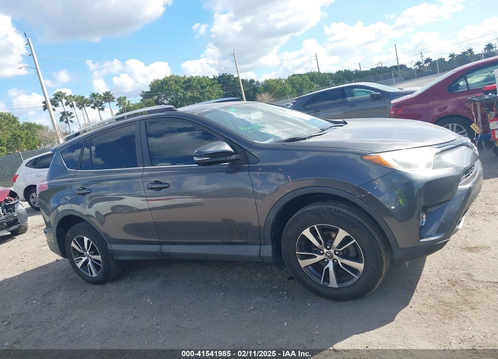 2016 TOYOTA RAV4 XLE VIN: 2T3WFREVXGW240213