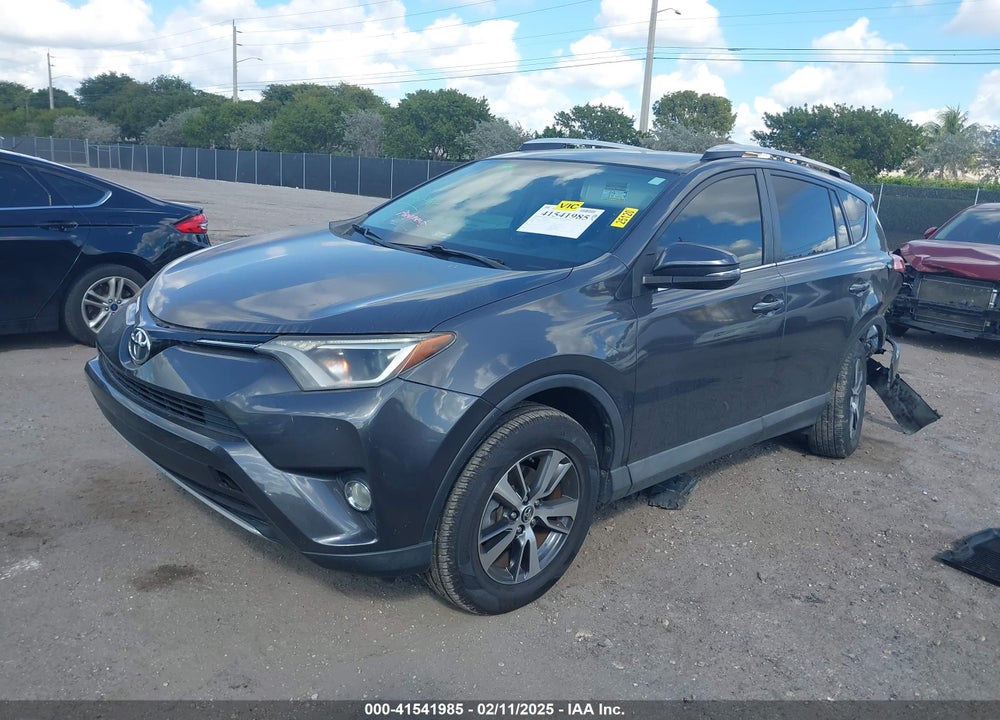 2016 TOYOTA RAV4 XLE VIN: 2T3WFREVXGW240213