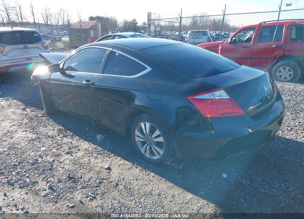 2010 HONDA ACCORD VIN: 1HGCS1B33AA004867