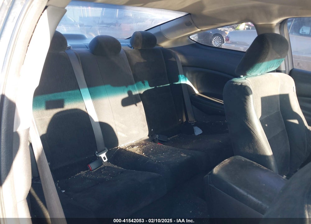 2010 HONDA ACCORD VIN: 1HGCS1B33AA004867