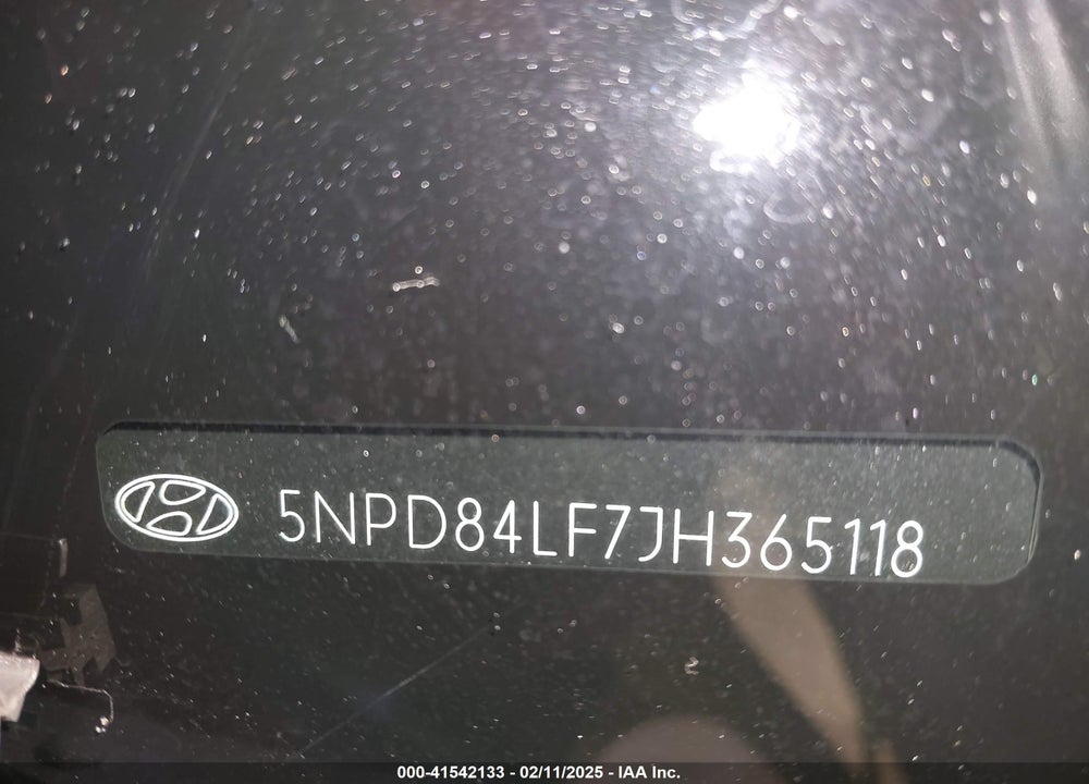 2018 HYUNDAI ELANTRA VIN: 5NPD84LF7JH365118