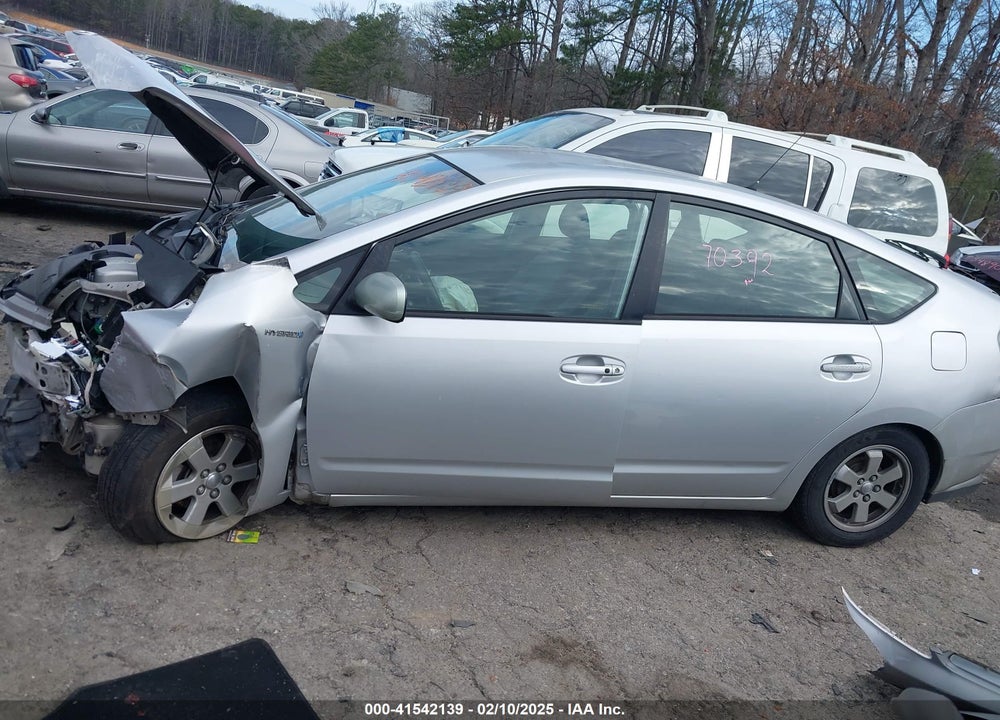 2006 TOYOTA PRIUS VIN: JTDKB20U467070392